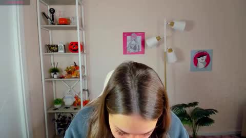 Snapshot of al1ice_moures chatting on 24, 11, 2025 Al1ice online show from 24, 11, 2025