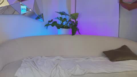 Snapshot of al_miko chatting on 2, 12, 2024 Al Fox  Miko Fortuni  online show from 2, 12, 2024