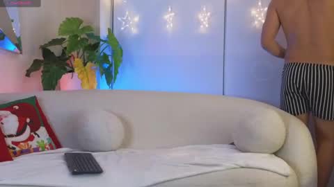 Snapshot of al_miko chatting on 28, 12, 2024 Al Fox  Miko Fortuni  online show from 28, 12, 2024