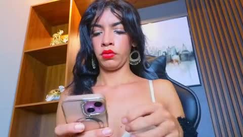 Alahia Rodriguez online show from 4, 5, 2026