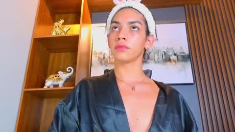 Alahia Rodriguez online show from 21, 5, 2026