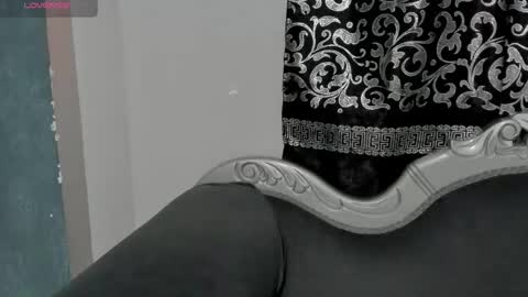 ALAHIA online show from 1, 5, 2026