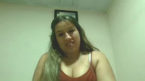 Snapshot of alahia_fox chatting on 25, 12, 2024 alahia online show from 25, 12, 2024