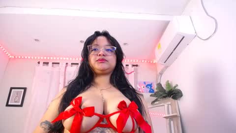 alaia__25 online show from 28, 9, 2025
