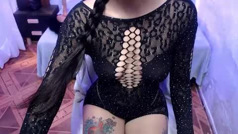 Snapshot of alaia_blue1 chatting on 24, 10, 2025 alaia_blue1 online show from 24, 10, 2025