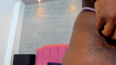 alaia_colins online show from 15, 9, 2025