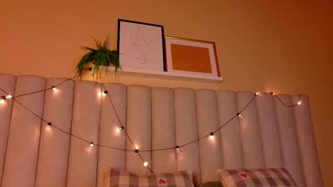  Alaia  online show from 6, 1, 2026