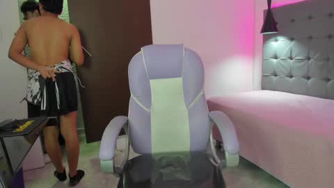 Snapshot of alamgrey_ chatting on 28, 9, 2025 Alam online show from 28, 9, 2025