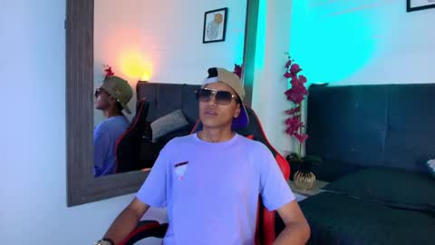 Snapshot of alan_colthon chatting on 21, 4, 2026 alan_colthon online show from 21, 4, 2026