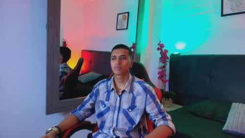Snapshot of alan_colthon chatting on 2, 5, 2026 alan_colthon online show from 2, 5, 2026