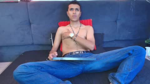 Snapshot of alan_colthon chatting on 24, 5, 2026 alan_colthon online show from 24, 5, 2026