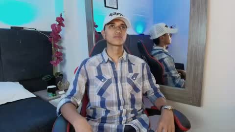 Snapshot of alan_colthon chatting on 28, 5, 2026 alan_colthon online show from 28, 5, 2026