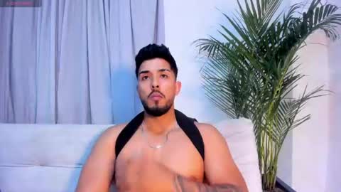 Snapshot of alan_greek_1 chatting on 10, 7, 2026 Alan greek online show from 10, 7, 2026