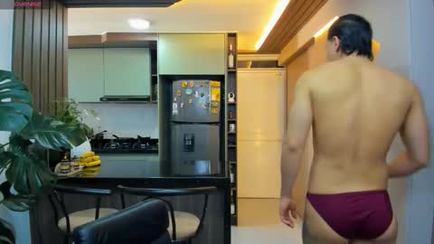 Snapshot of alan_nd_kevin chatting on 21, 9, 2025 Alan Kevin can we reach 100 thumbs up please guys online show from 21, 9, 2025