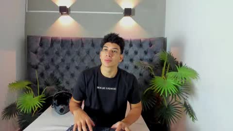 Snapshot of alan_redinger chatting on 17, 10, 2025 Alan online show from 17, 10, 2025