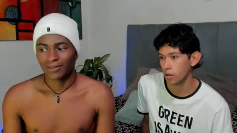 Alan and Criss - WE JUST FRIENDS WITH BENEFITS BOTH VERS online show from 22, 10, 2025