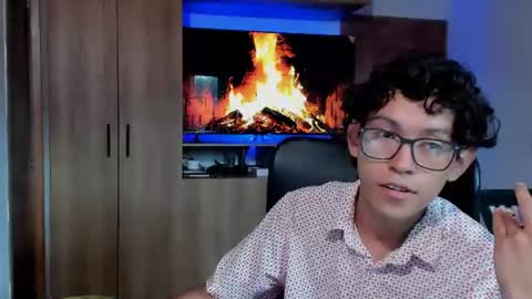Snapshot of alan_scot chatting on 10, 6, 2026 Alan and Criss - WE JUST FRIENDS WITH BENEFITS BOTH VERS online show from 10, 6, 2026