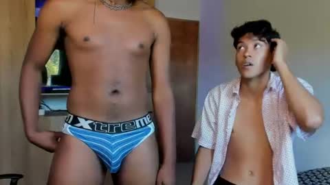Snapshot of alan_scot chatting on 24, 7, 2026 Alan and Criss - WE JUST FRIENDS WITH BENEFITS BOTH VERS online show from 24, 7, 2026