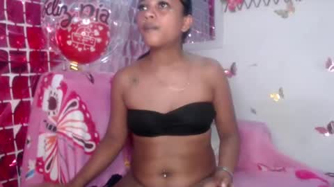 Snapshot of alana_2024 chatting on 2, 10, 2025 Working hours  pm to  am every day online show from 2, 10, 2025