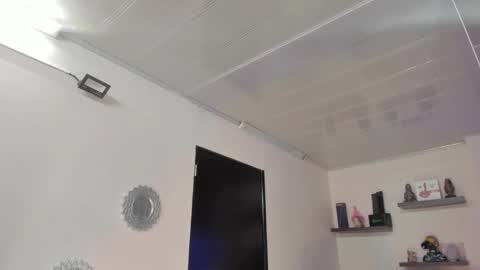 Maeve  online show from 30, 1, 2025