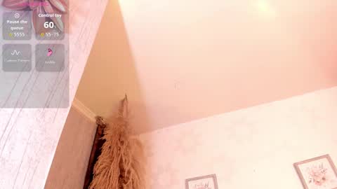 Snapshot of alana_madison10 chatting on 13, 11, 2025 alana madison online show from 13, 11, 2025