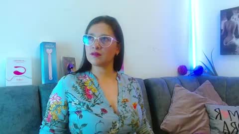 Snapshot of alana_steel_1 chatting on 27, 3, 2026 Alana online show from 27, 3, 2026