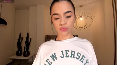 Alana online show from 23, 9, 2025