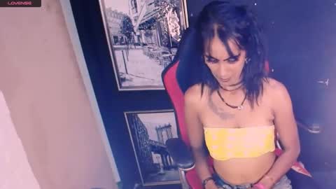 alanadelray online show from 30, 10, 2025