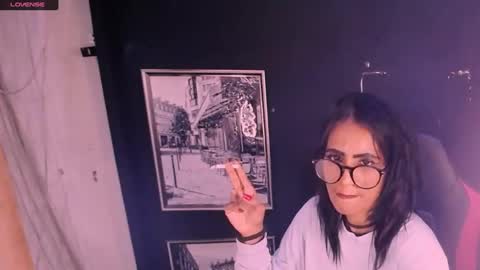 alanadelray online show from 1, 11, 2025