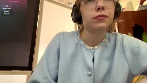 Snapshot of alanehadaller chatting on 12, 9, 2025 Stella online show from 12, 9, 2025