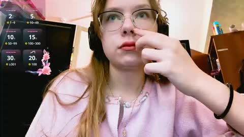 Stella online show from 5, 12, 2025