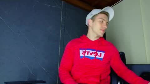 Snapshot of alanferrer chatting on 18, 3, 2026 Alan Ferrer online show from 18, 3, 2026