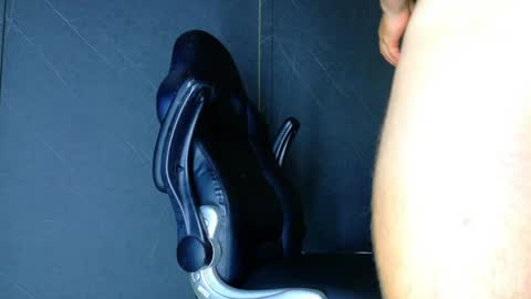 Snapshot of alanferrer chatting on 7, 4, 2026 Alan Ferrer online show from 7, 4, 2026