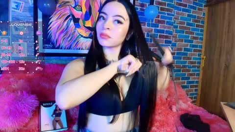 Snapshot of alanna_love01 chatting on 11, 1, 2025 Alanna online show from 11, 1, 2025