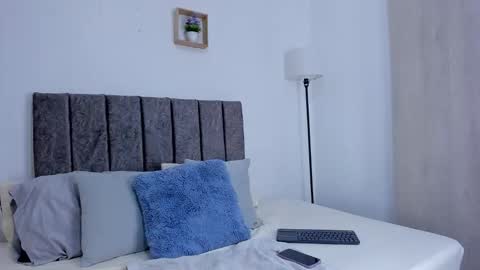 Snapshot of alannajones1 chatting on 14, 11, 2025 Alanna online show from 14, 11, 2025