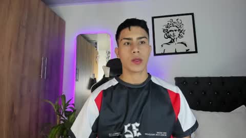 Snapshot of alannaughty_ chatting on 30, 6, 2026 alannaughty_ online show from 30, 6, 2026