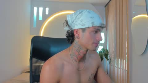 Snapshot of alanrodgers2_0 chatting on 18, 12, 2024 alan online show from 18, 12, 2024
