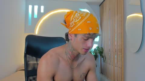 Snapshot of alanrodgers2_0 chatting on 21, 12, 2024 alan online show from 21, 12, 2024