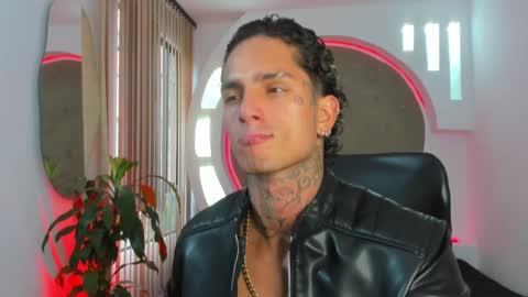 Snapshot of alanrodgers2_0 chatting on 7, 2, 2025 alan online show from 7, 2, 2025