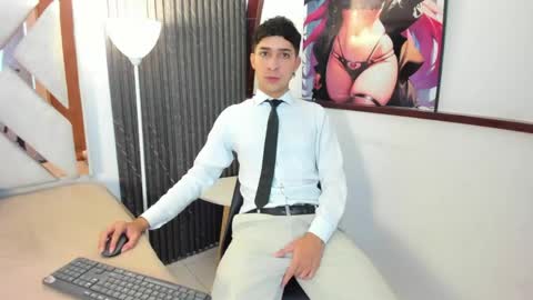 alantaylorr_ online show from 24, 4, 2026