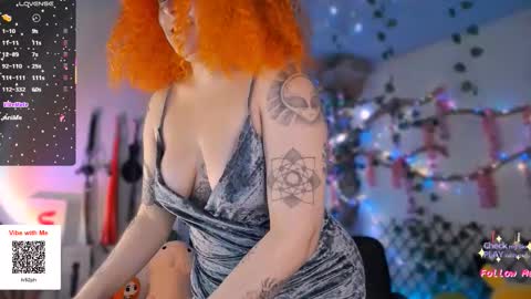 Snapshot of alaska_colors chatting on 19, 10, 2025 Caro online show from 19, 10, 2025