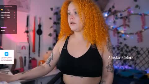 Snapshot of alaska_colors chatting on 17, 11, 2025 Caro online show from 17, 11, 2025