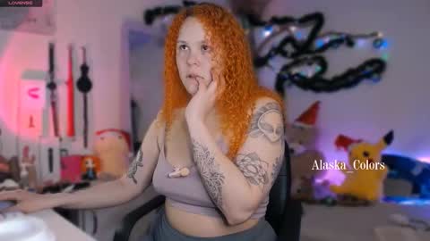 Snapshot of alaska_colors chatting on 4, 12, 2025 Caro online show from 4, 12, 2025