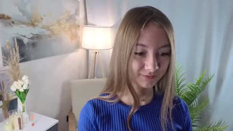 Snapshot of alaynaschoville chatting on 28, 9, 2025 Lola online show from 28, 9, 2025