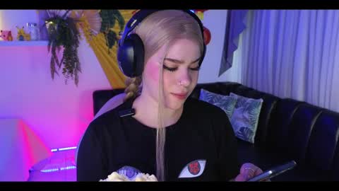 albaandthayron online show from 18, 11, 2025