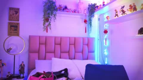 albaandthayron online show from 3, 12, 2025