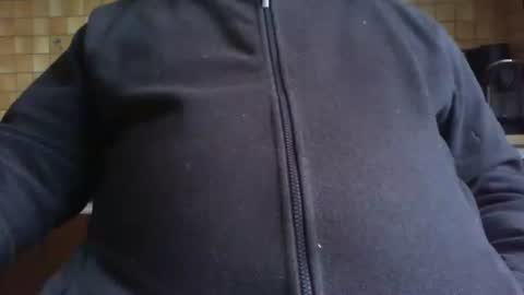 Snapshot of albert29 chatting on 19, 10, 2025 albert29 online show from 19, 10, 2025