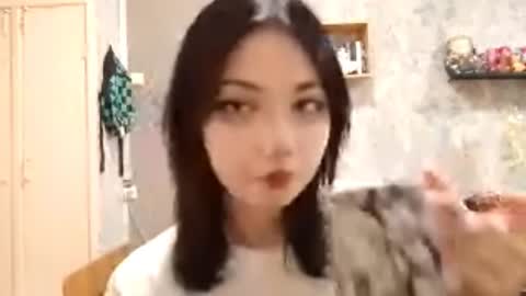 Snapshot of alberthamazierski chatting on 1, 11, 2025 Im Katrina online show from 1, 11, 2025