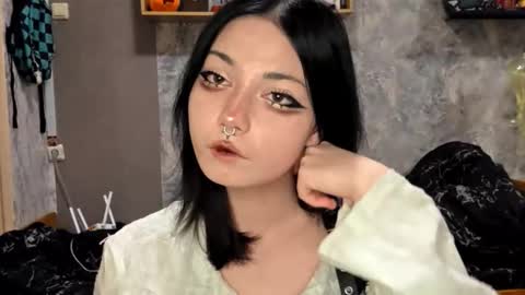 Snapshot of alberthamazierski chatting on 21, 11, 2025 Im Katrina online show from 21, 11, 2025