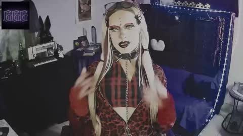 Mistic witch online show from 25, 2, 2026